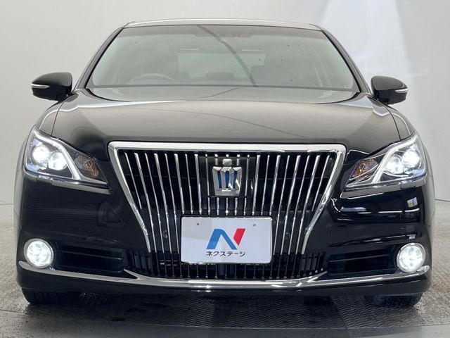 TOYOTA CROWN MAJESTA HYBRID 2014 Image 31