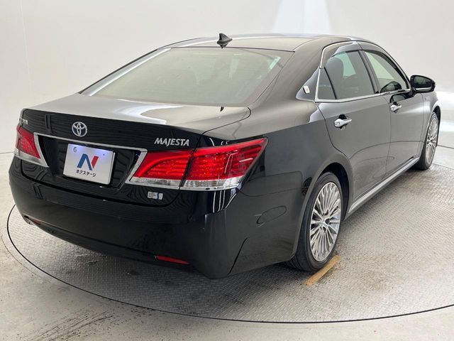 TOYOTA CROWN MAJESTA HYBRID 2014 Image 31