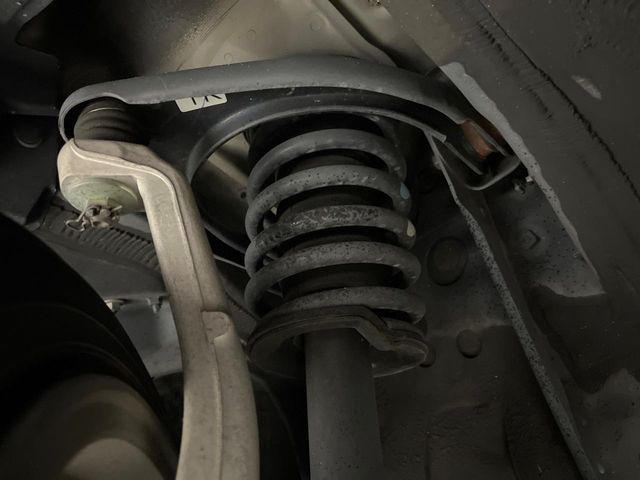 TOYOTA CROWN MAJESTA HYBRID 2014 Image 31