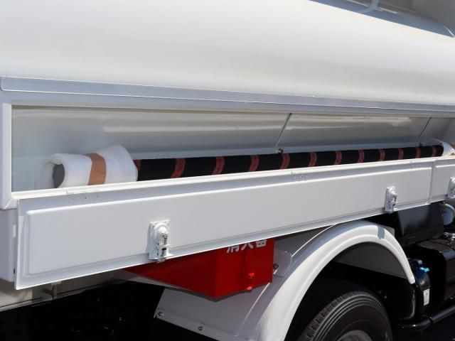 MITSUBISHI CANTER 2026 Image 31