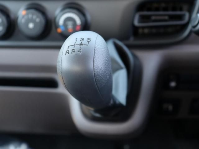 MITSUBISHI CANTER 2026 Image 31