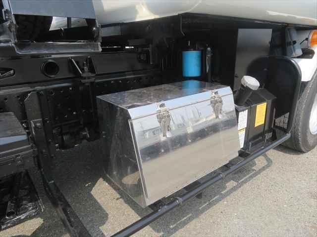 ISUZU ELF 2017 Image 31