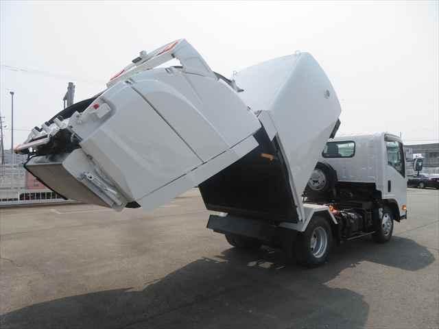 ISUZU ELF 2017 Image 31