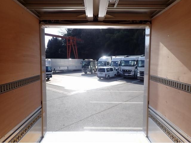 HINO DUTRO 2025 Image 31