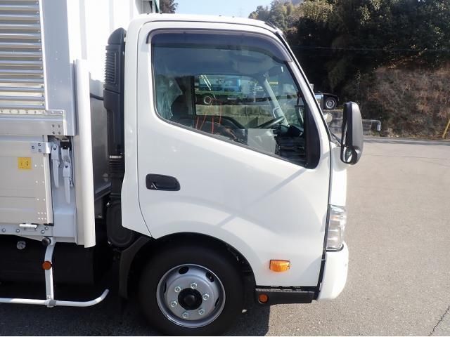 HINO DUTRO 2025 Image 31