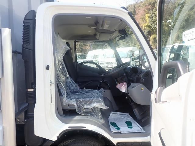 HINO DUTRO 2025 Image 31