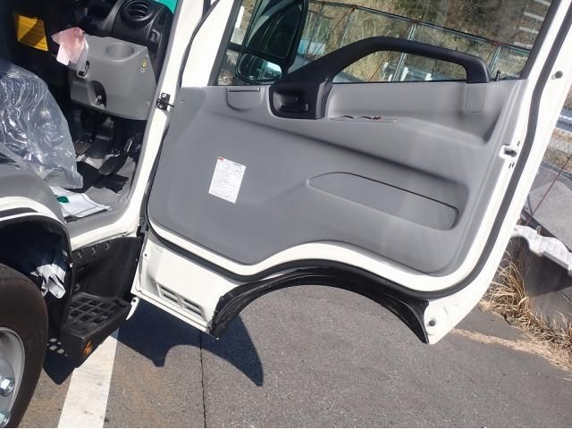 HINO DUTRO 2025 Image 31