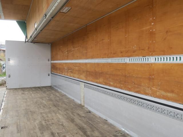 NISSAN DIESEL QUON 2019 Image 31