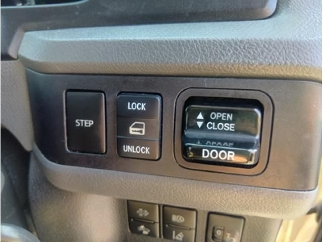 HINO LIESSE 2019 Image 31