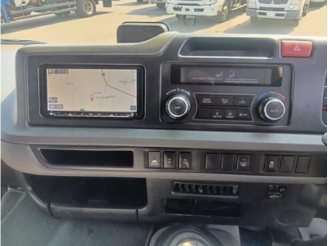 HINO LIESSE 2019 Image 31