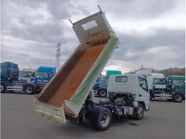 MITSUBISHI CANTER 2023 Image 31