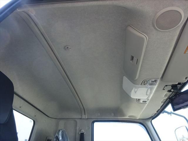 MITSUBISHI FUSOU FIGHTER 2024 Image 31