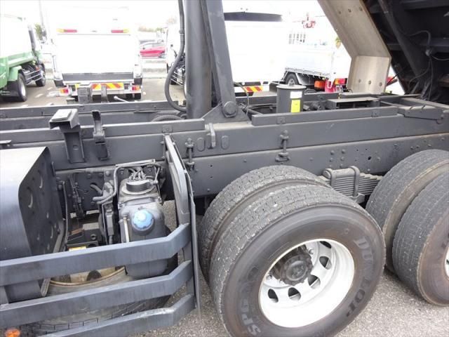 HINO PROFIA 2011 Image 31