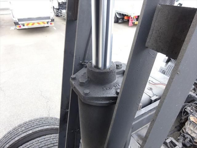 HINO PROFIA 2011 Image 31