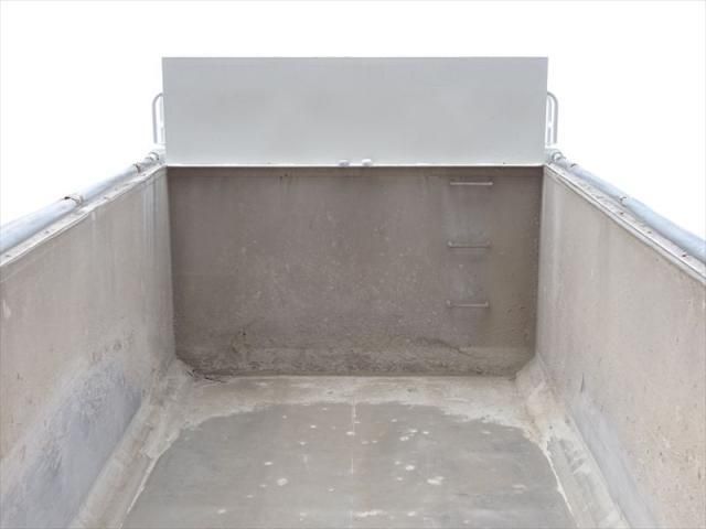 HINO PROFIA 2011 Image 31