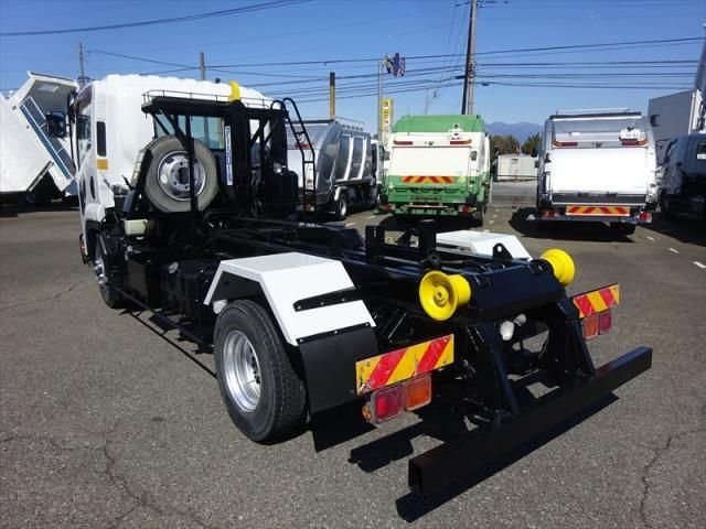 ISUZU FORWARD 2012 Image 31