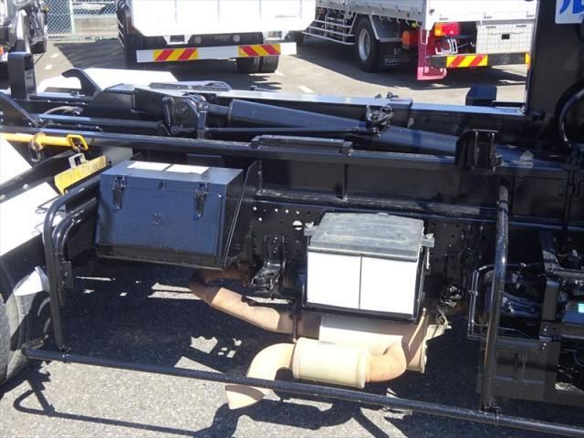 ISUZU FORWARD 2012 Image 31