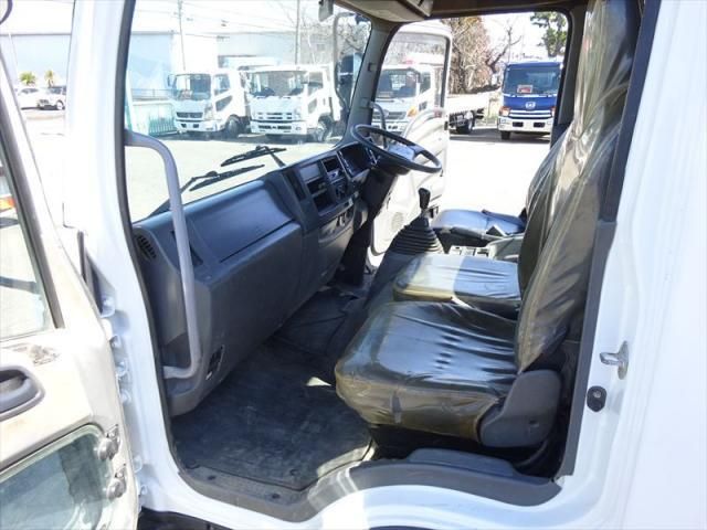 ISUZU FORWARD 2012 Image 31