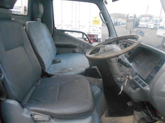 MITSUBISHI CANTER 1994 Image 31