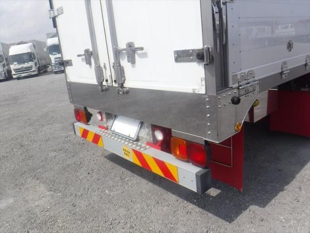 MITSUBISHI FUSOU FIGHTER 2024 Image 31