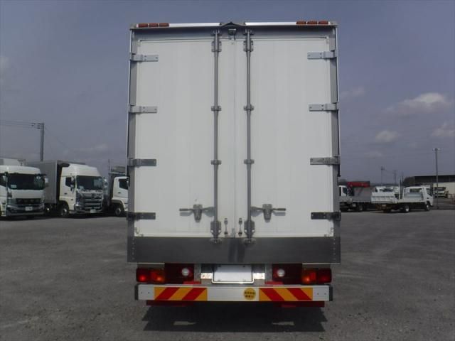 MITSUBISHI FUSOU FIGHTER 2024 Image 31