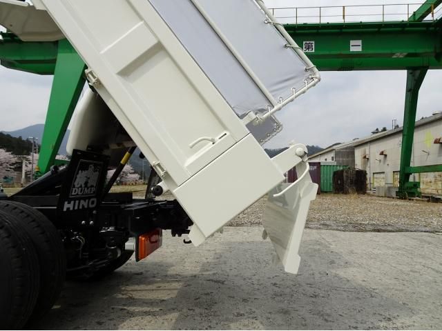 HINO DUTRO 2025 Image 31