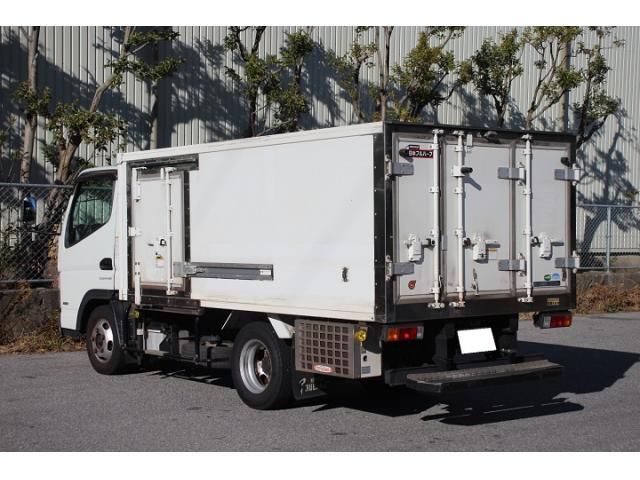 MITSUBISHI CANTER 2017 Image 31