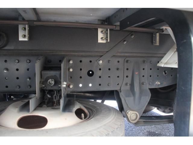 MITSUBISHI CANTER 2017 Image 31