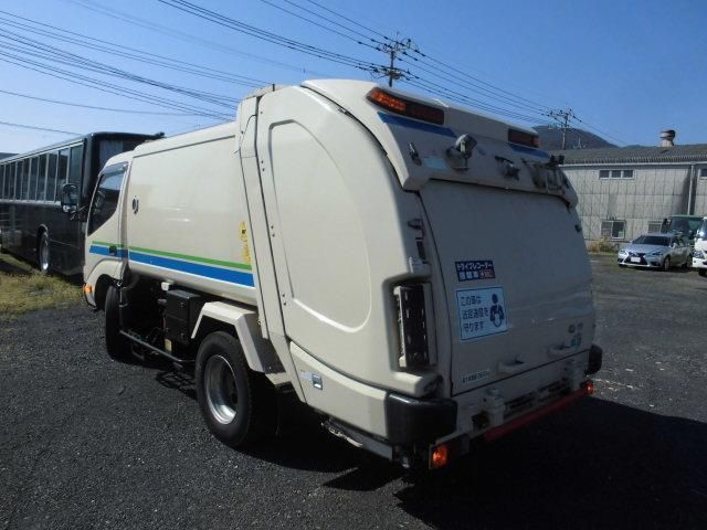 HINO DUTRO 2013 Image 31
