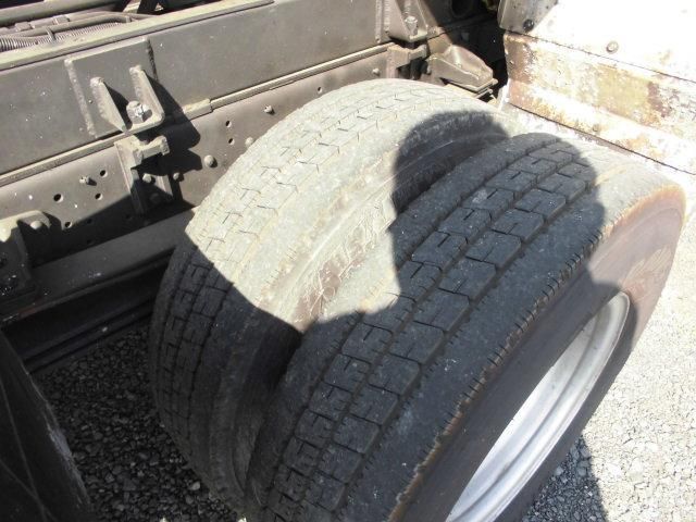 HINO DUTRO 2013 Image 31