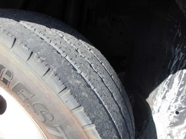 HINO DUTRO 2013 Image 31