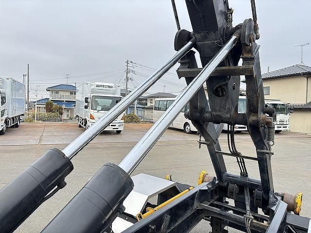 ISUZU FORWARD 2010 Image 31