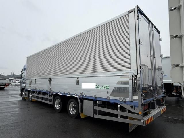 NISSAN DIESEL QUON 2016 Image 31