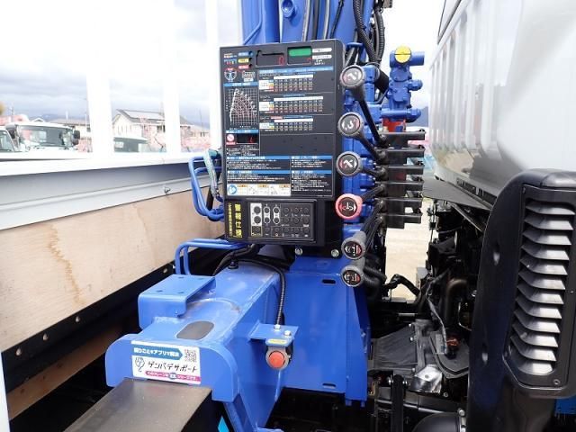 MITSUBISHI CANTER 2025 Image 31