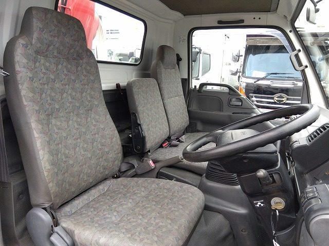 ISUZU ELF 2002 Image 31