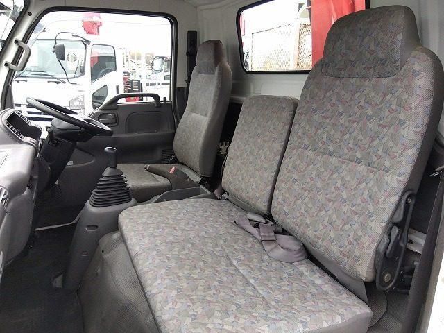 ISUZU ELF 2002 Image 31