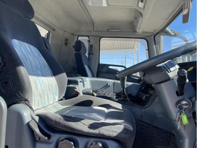 MITSUBISHI FUSOU SUPER GREAT 2001 Image 31