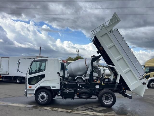 MITSUBISHI FUSOU FIGHTER 2025 Image 31