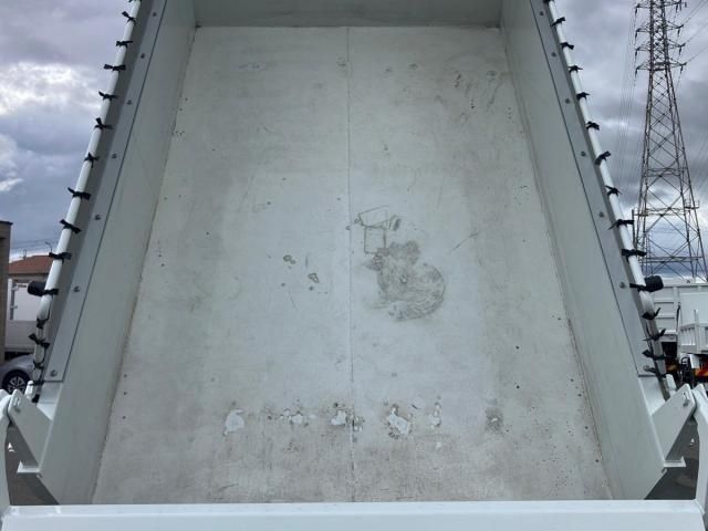 MITSUBISHI FUSOU FIGHTER 2025 Image 31