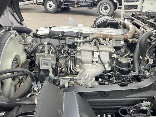 MITSUBISHI FUSOU FIGHTER 2025 Image 31