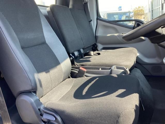 MITSUBISHI CANTER 2022 Image 31