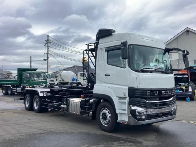 MITSUBISHI FUSOU SUPER GREAT 2025 Image 31