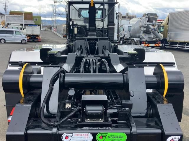 MITSUBISHI FUSOU SUPER GREAT 2025 Image 31