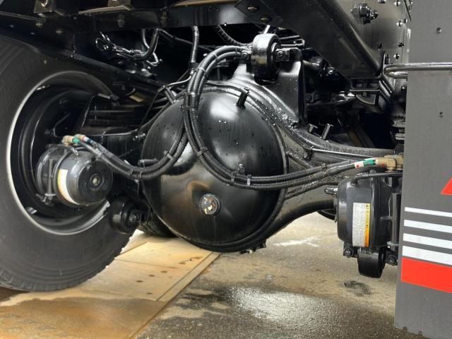 MITSUBISHI FUSOU SUPER GREAT 2025 Image 31