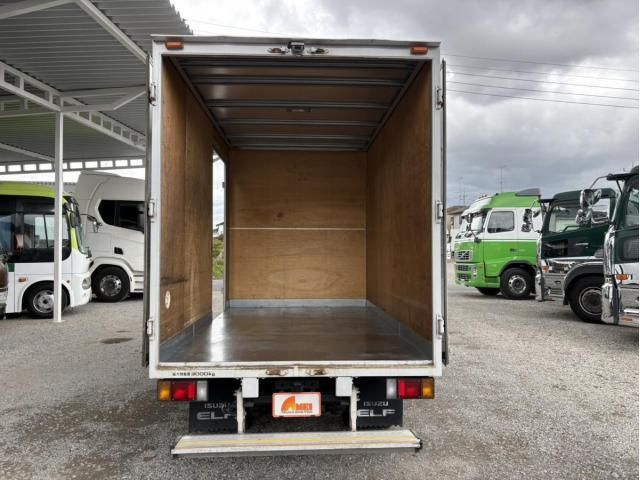 ISUZU ELF 2013 Image 31