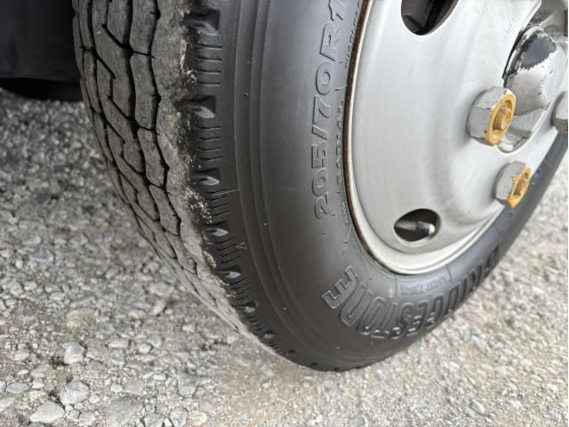 ISUZU ELF 2013 Image 31