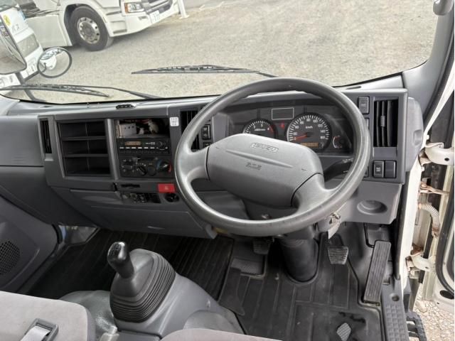 ISUZU ELF 2013 Image 31