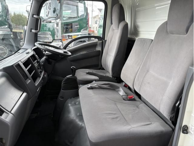ISUZU ELF 2013 Image 31