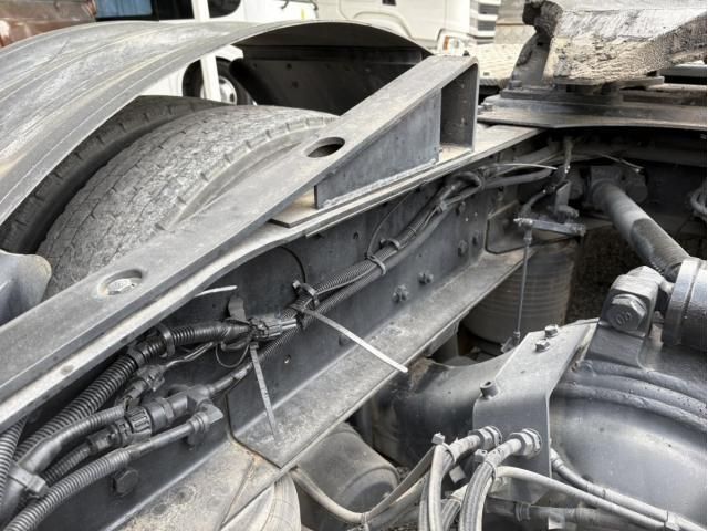 NISSAN DIESEL QUON 2018 Image 31