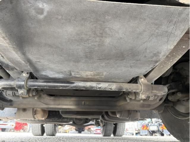 NISSAN DIESEL QUON 2018 Image 31